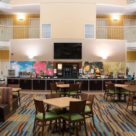 Fairfield Inn & Suites Oakland הייווארד מראה חיצוני תמונה