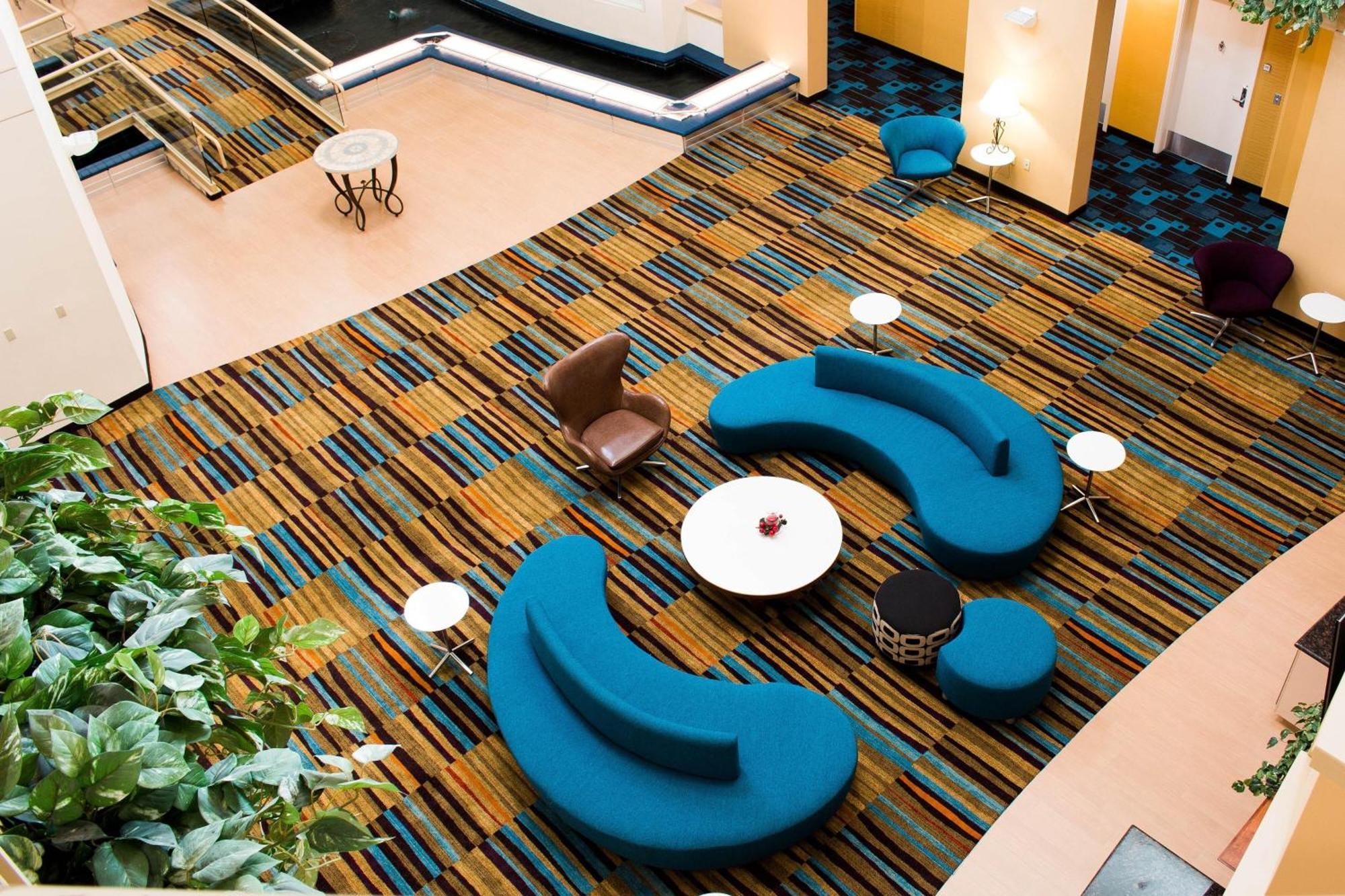 Fairfield Inn & Suites Oakland הייווארד מראה חיצוני תמונה